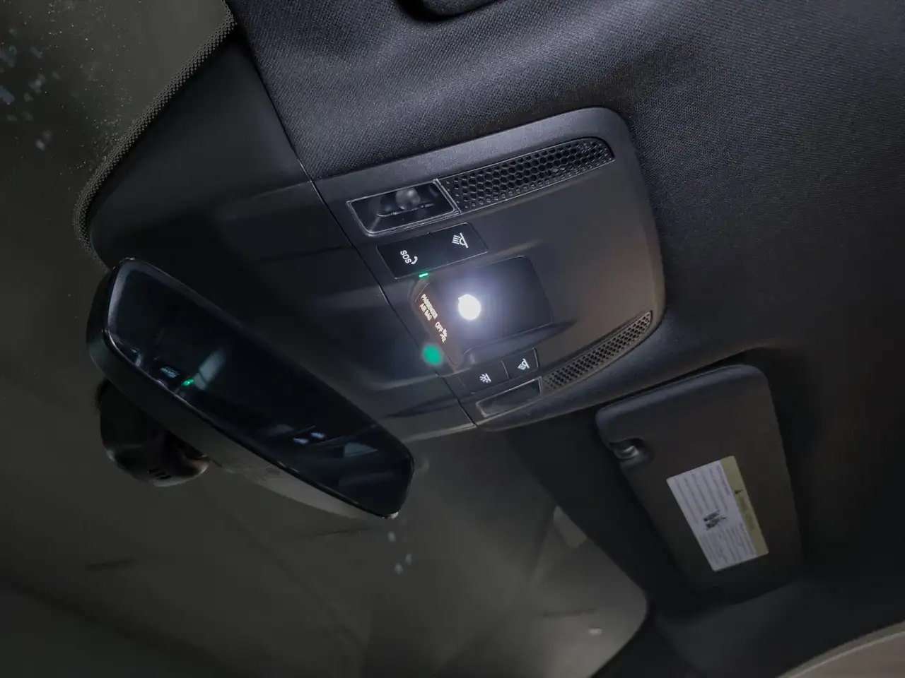Porsche Taycan - Image 22