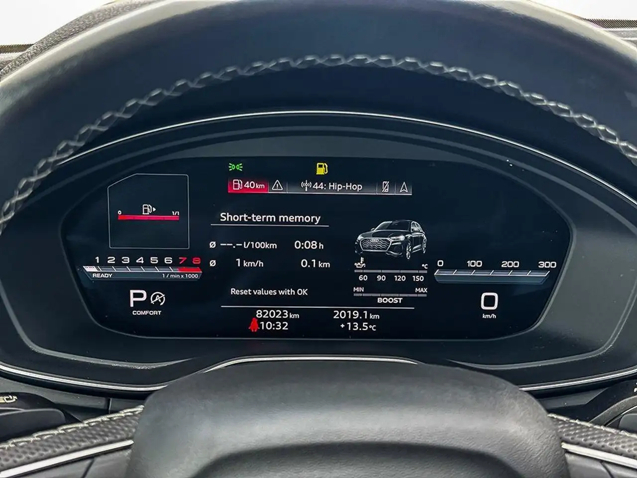 Audi SQ5 - Image 19