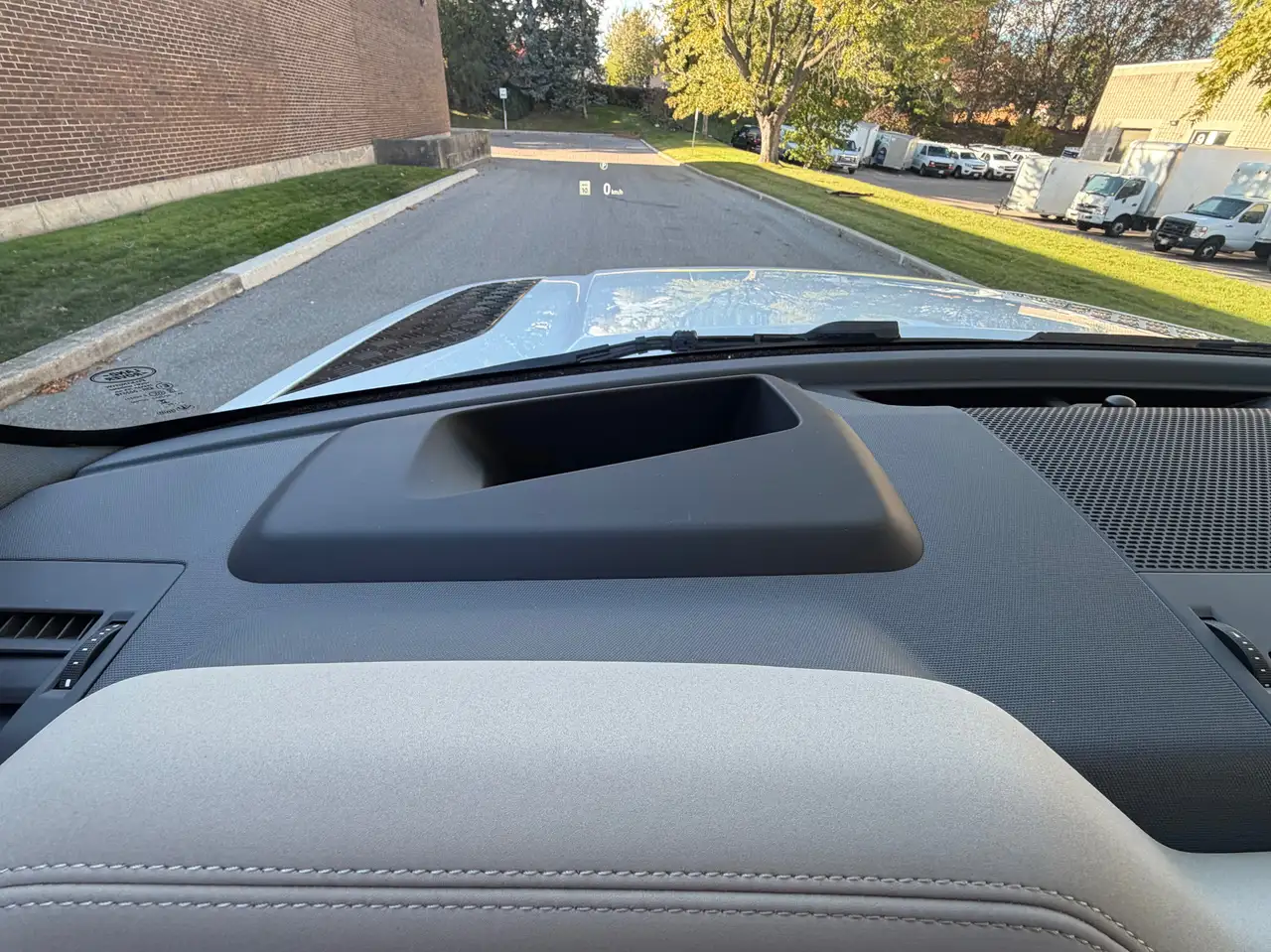 Land Rover Defender - Image 21