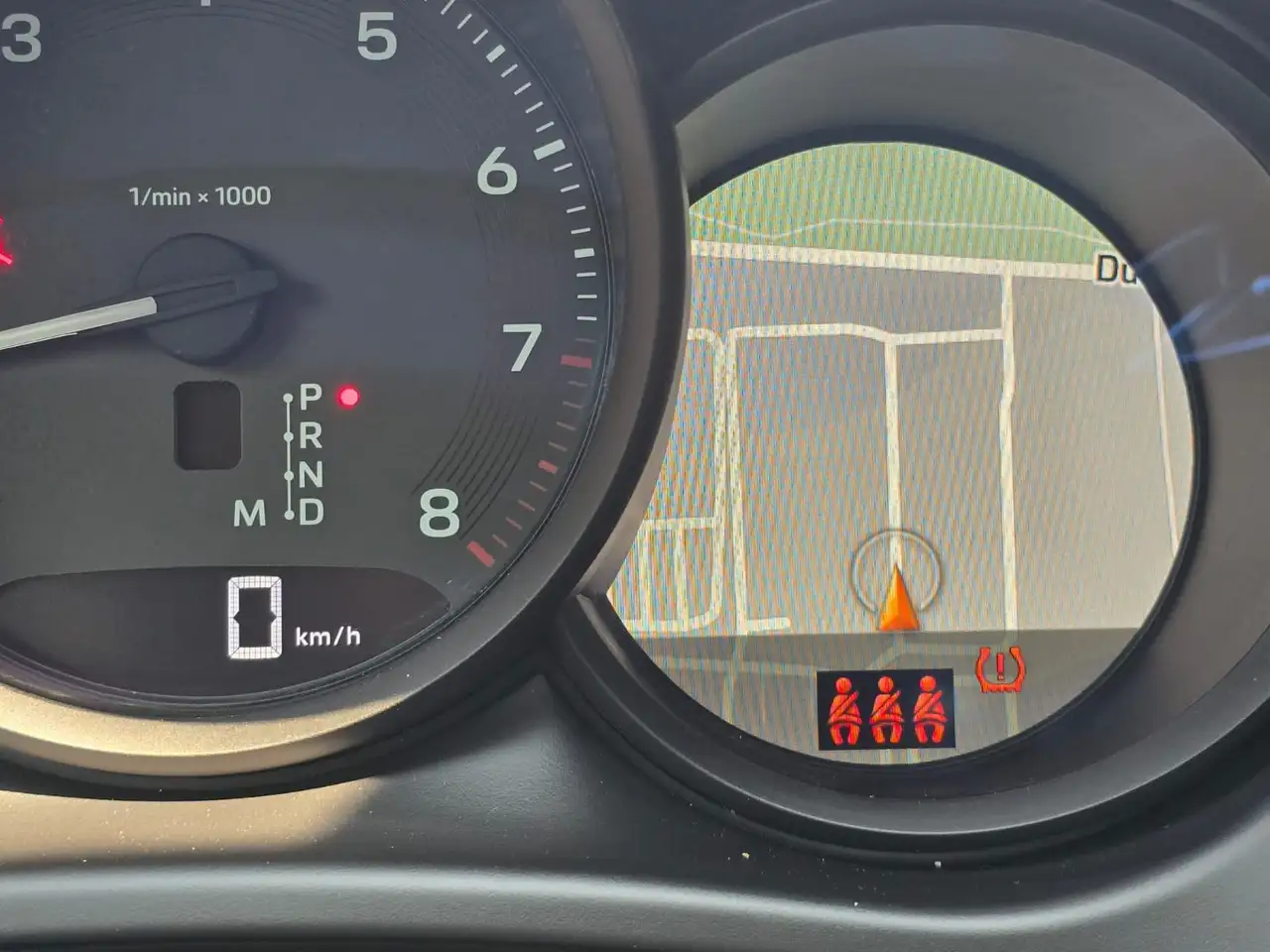 Porsche Macan - Image 16