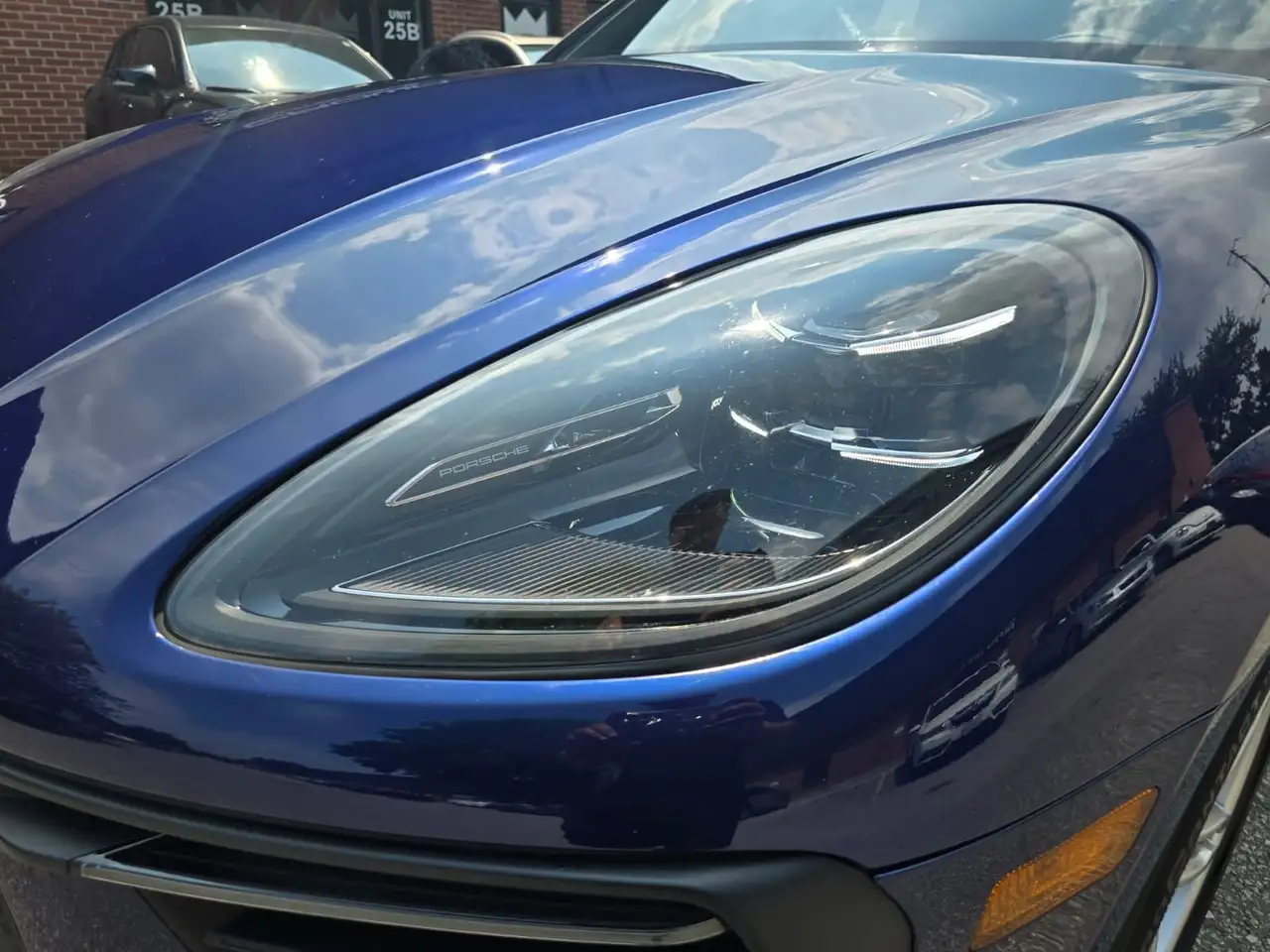 Porsche Macan - Image 2