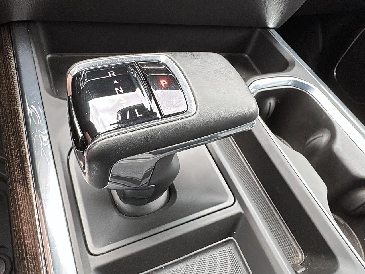 Chevrolet Silverado 1500 - Image 29
