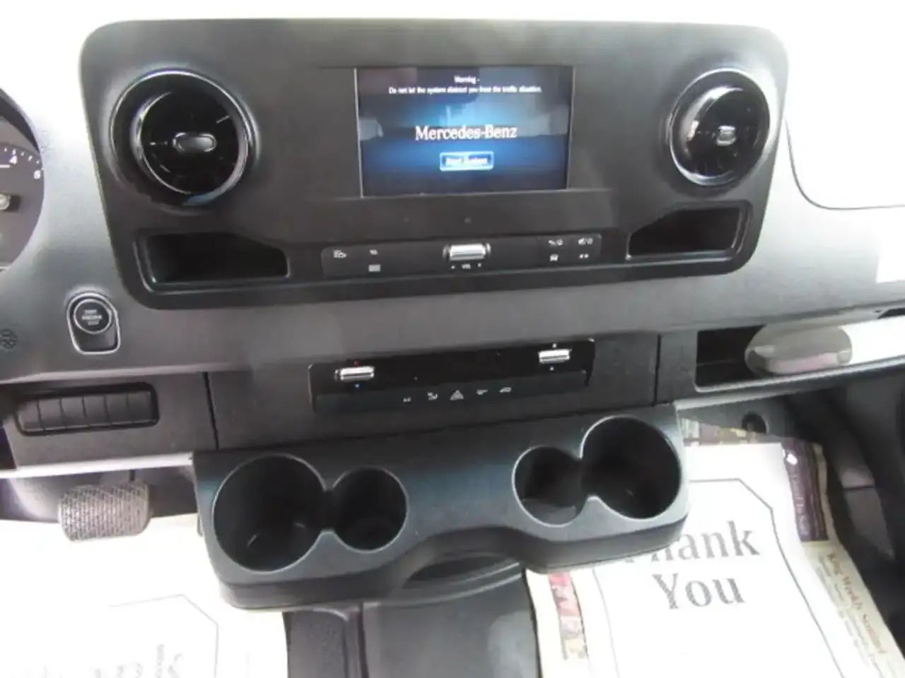 Mercedes-Benz Sprinter - Image 4