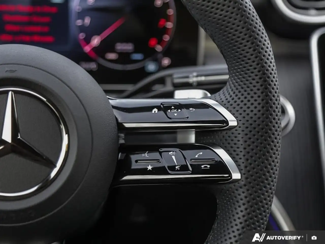 Mercedes-Benz C-Class - Image 16