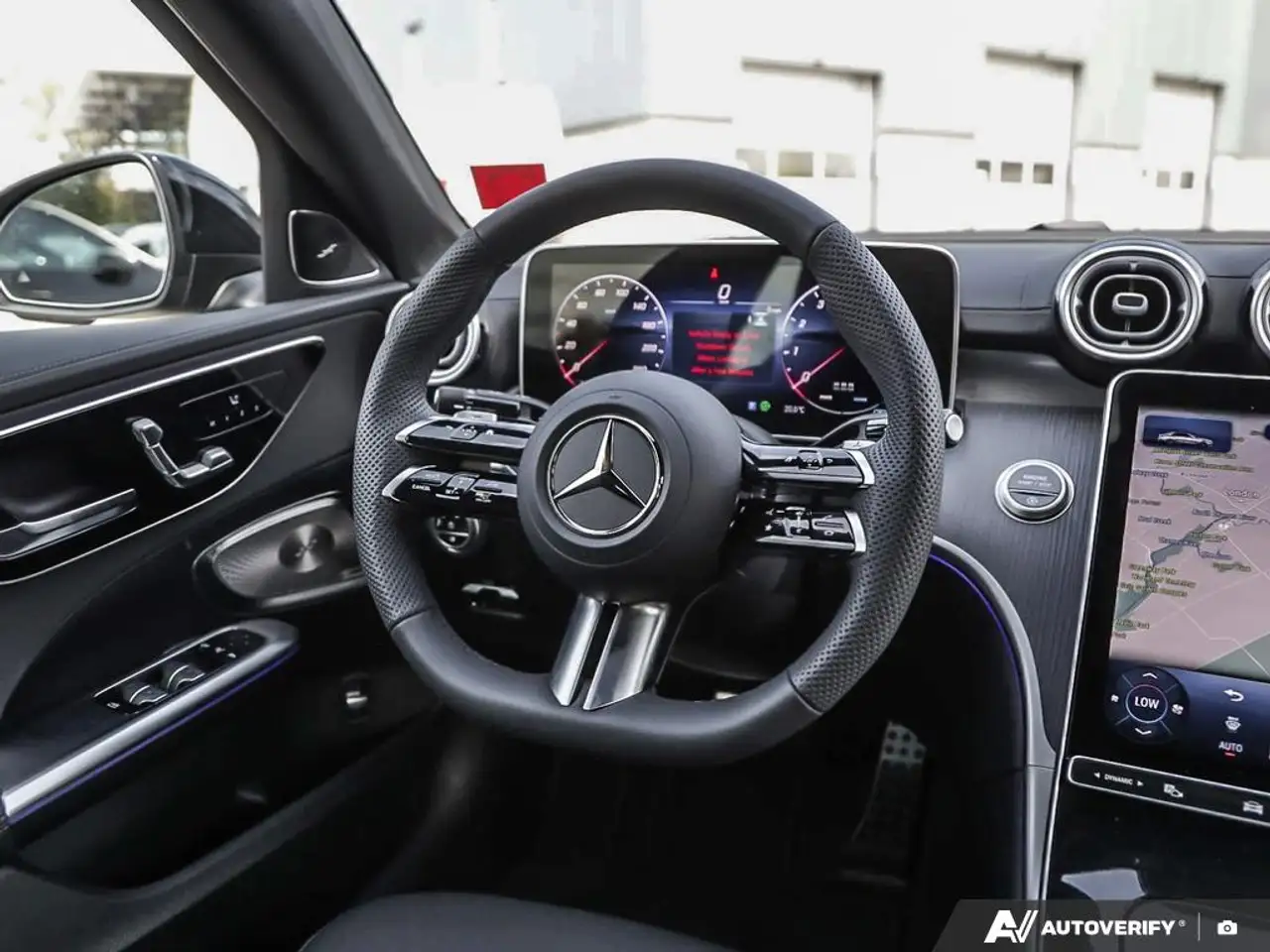 Mercedes-Benz C-Class - Image 25