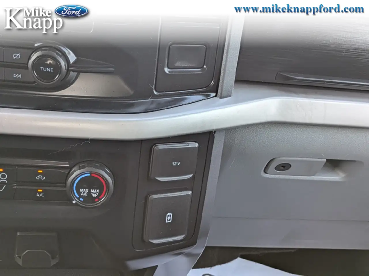 Ford F-150 - Image 21