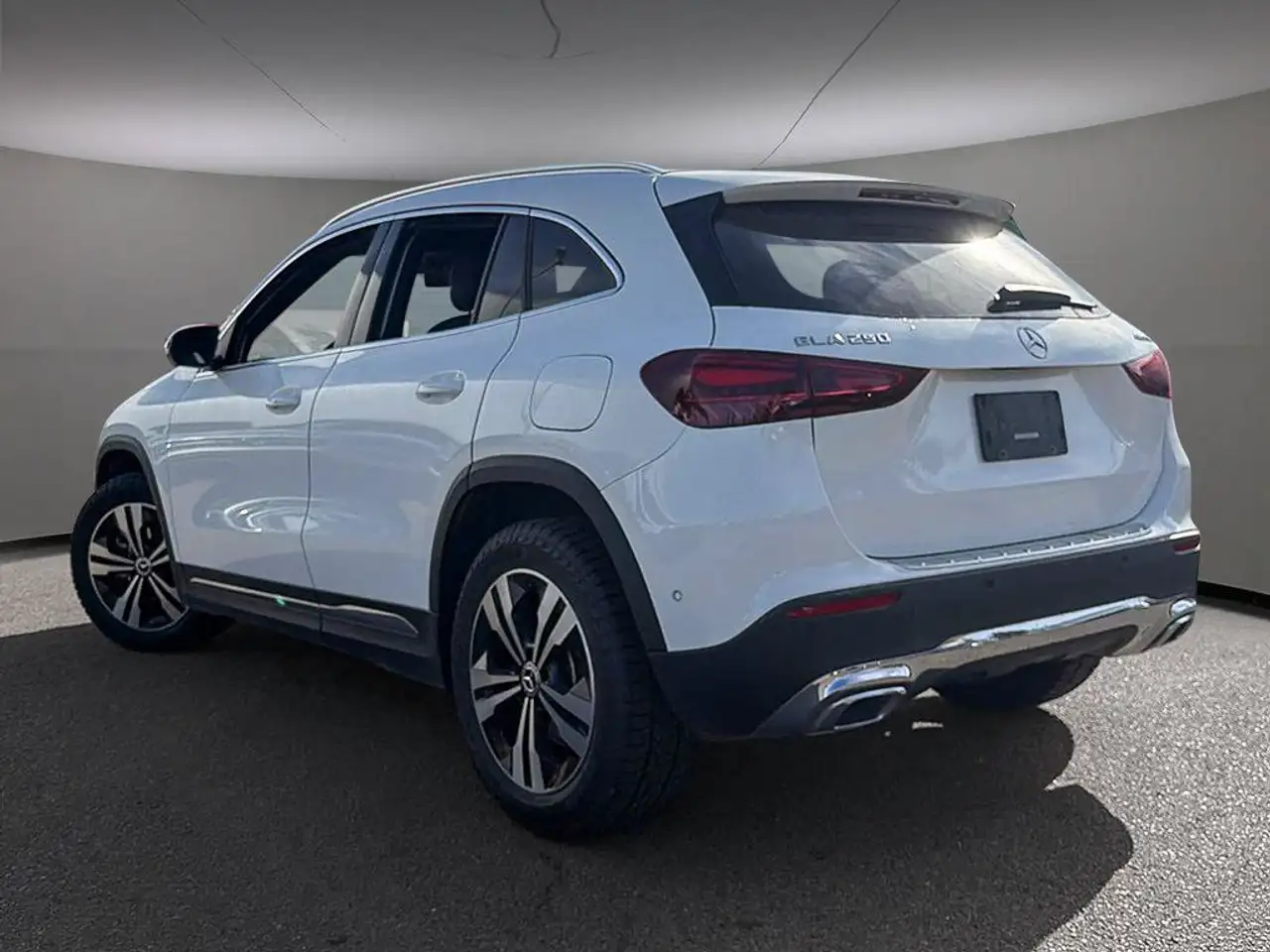 Mercedes-Benz GLA - Image 5