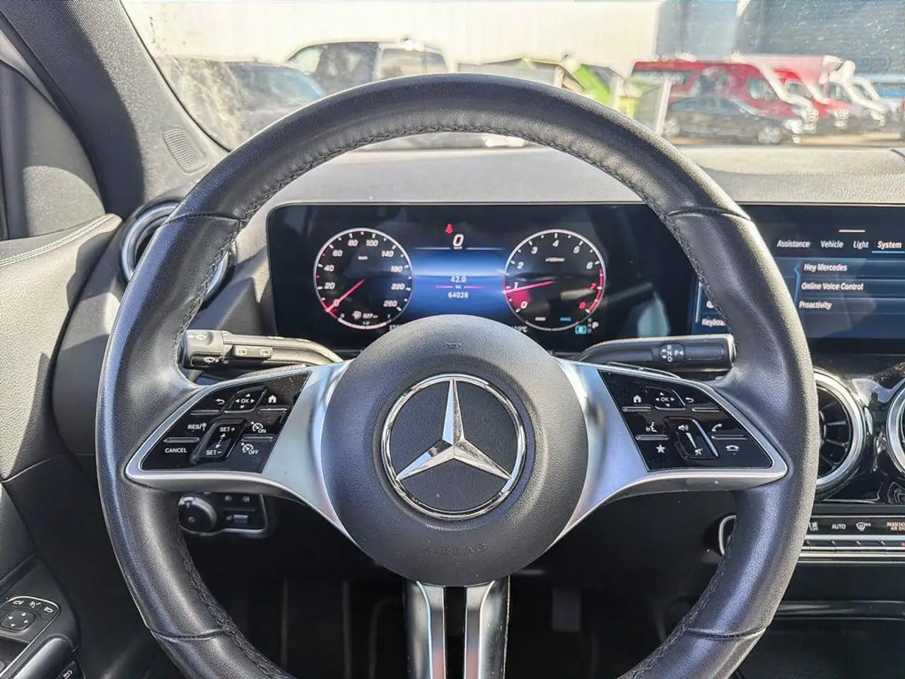 Mercedes-Benz GLA - Image 9