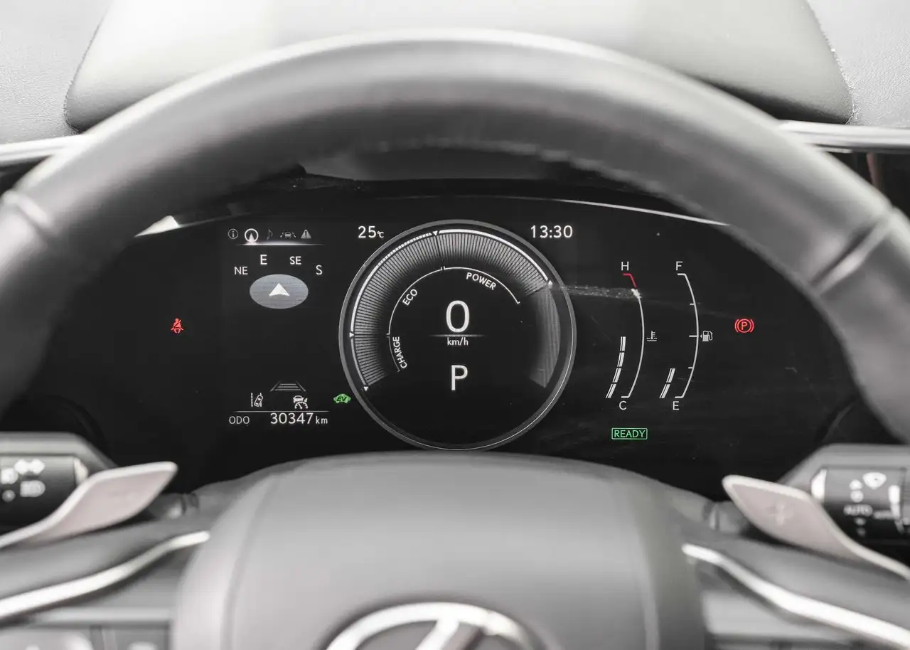 Lexus NX 350h - Image 22