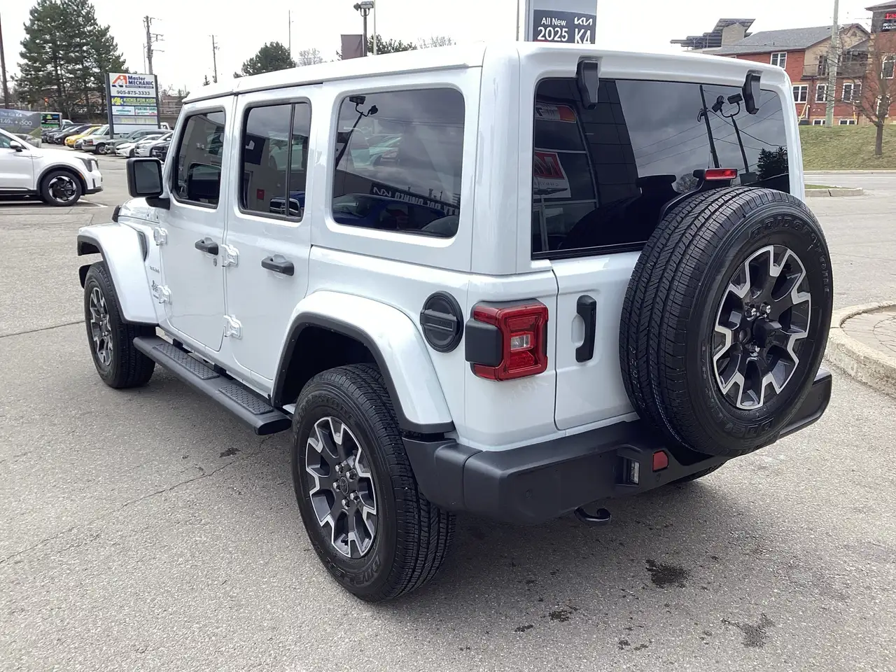 Jeep Wrangler - Image 7