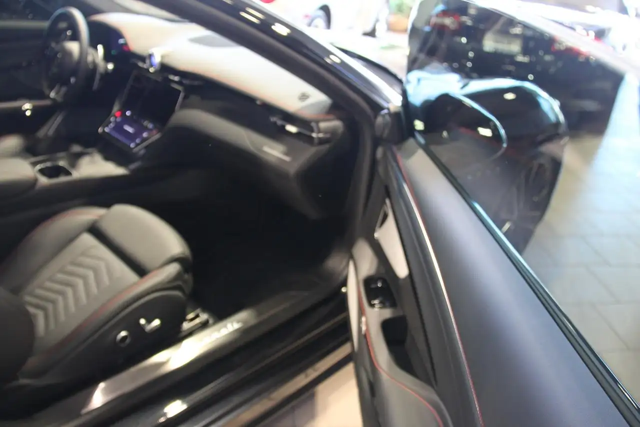 Maserati GranTurismo - Image 14