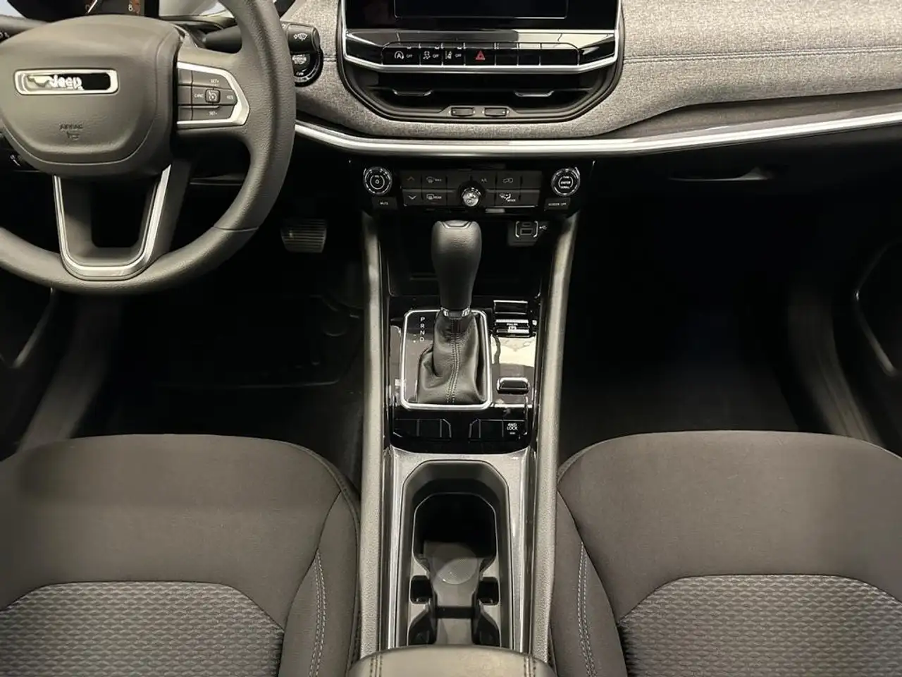 Jeep Compass - Image 14