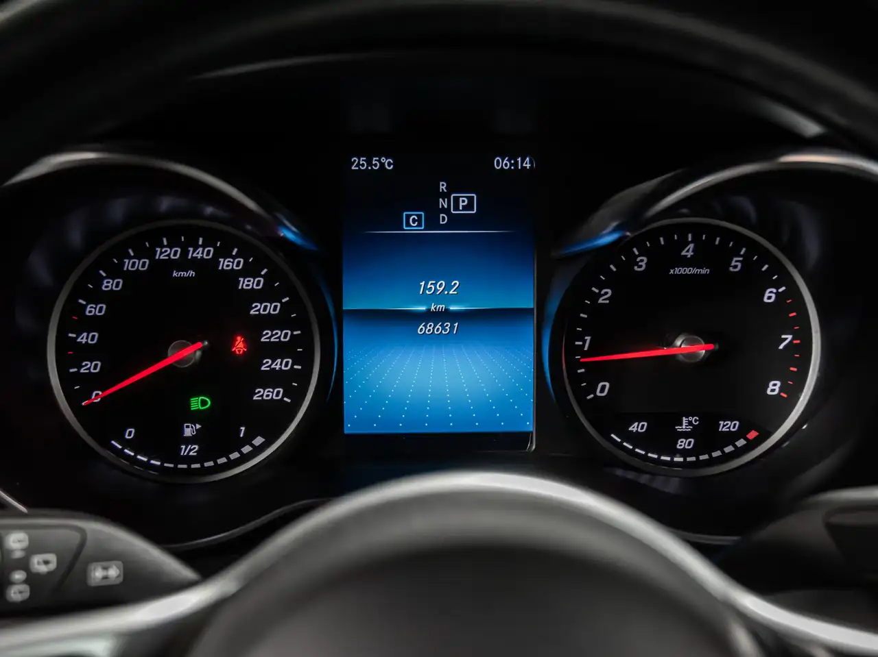 Mercedes-Benz GLC - Image 26