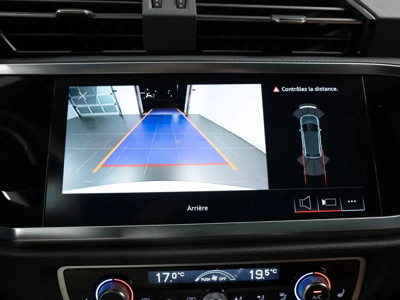Audi Q3 - Image 24