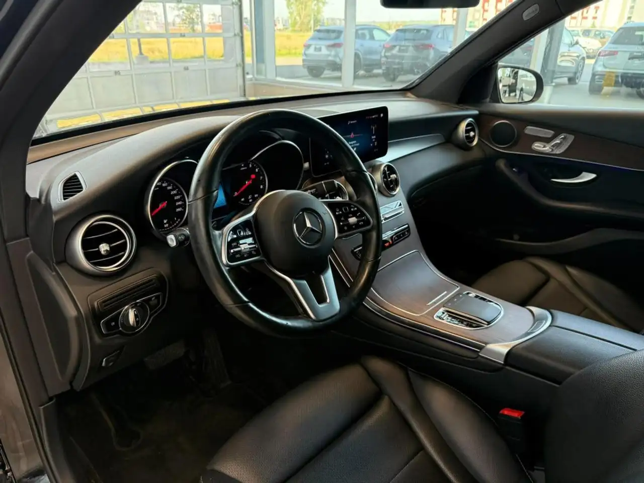 Mercedes-Benz GLC - Image 12