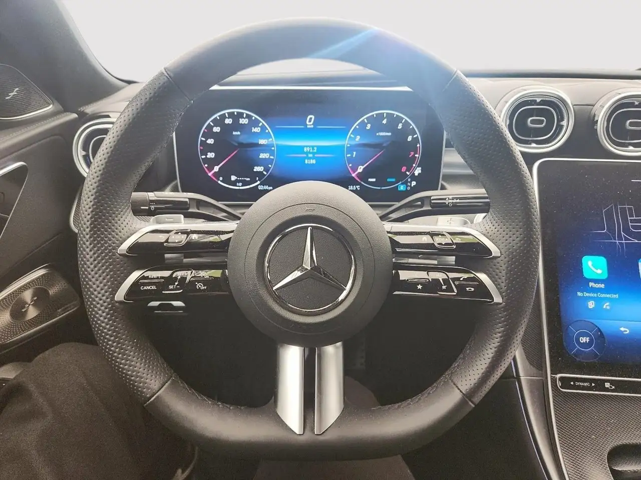 Mercedes-Benz C-Class - Image 8