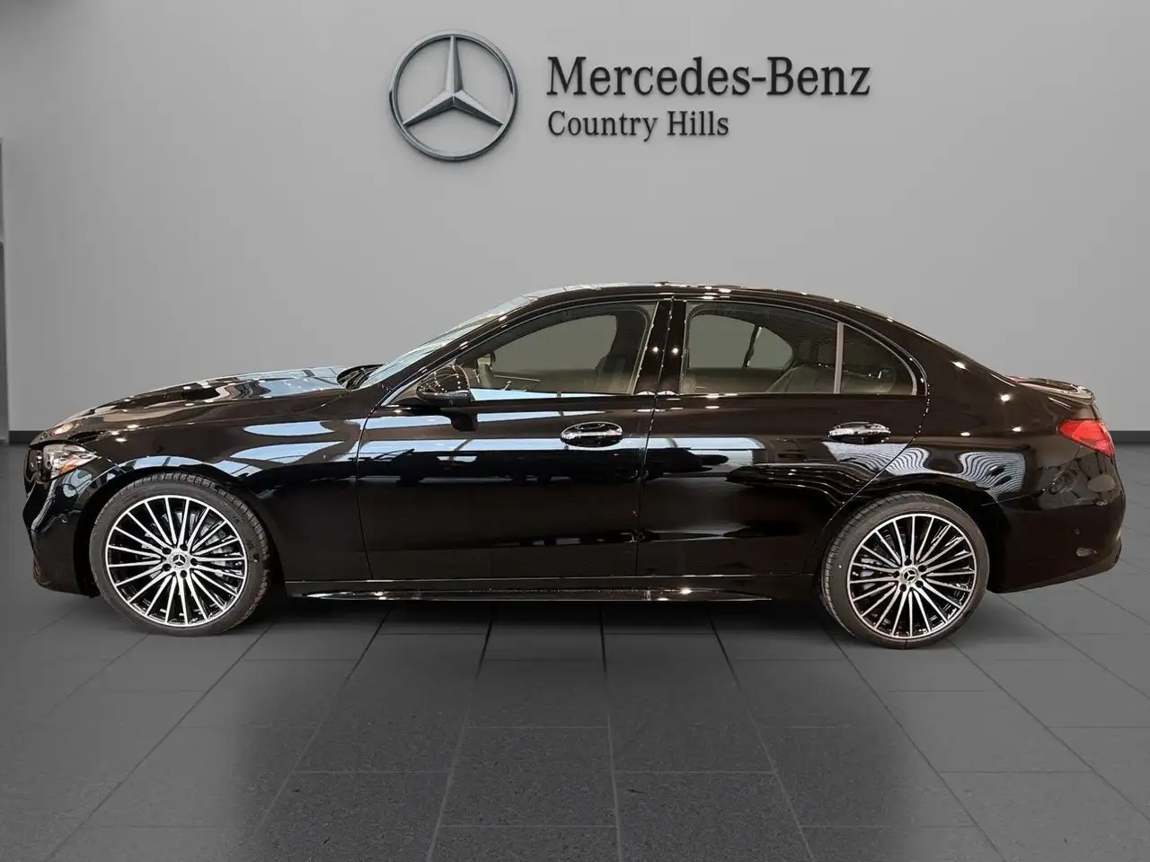 Mercedes-Benz C-Class - Image 2