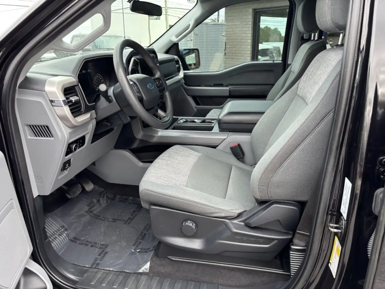 Ford F-150 - Image 9