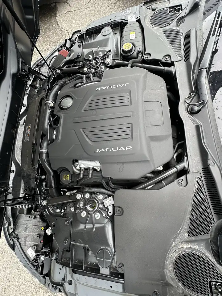 Jaguar F-Type - Image 7