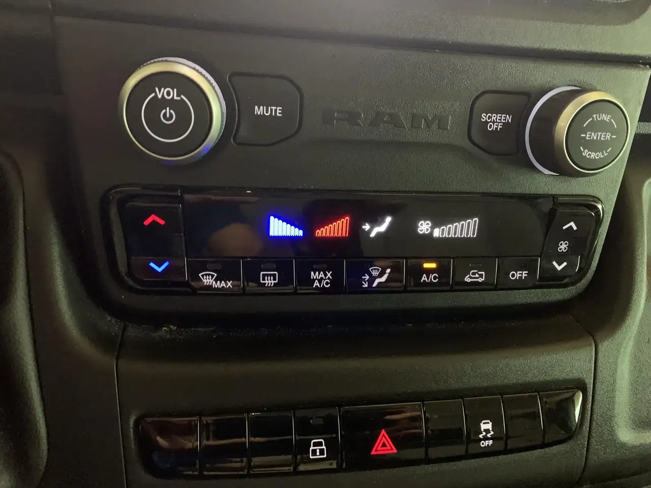 Jeep Unspecified - Image 18