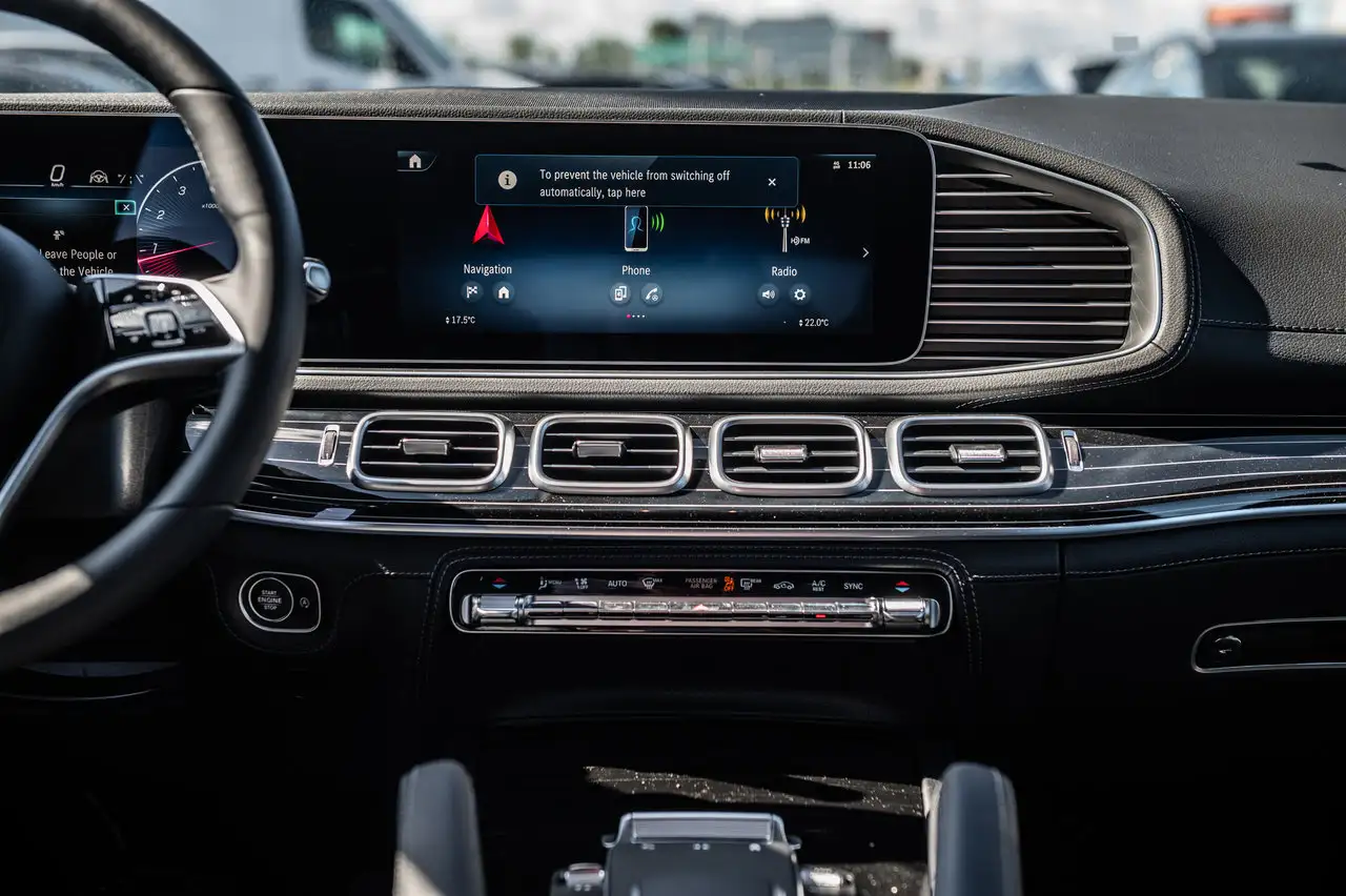 Mercedes-Benz GLE - Image 12