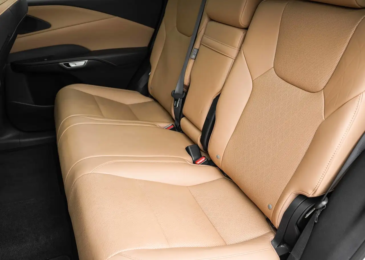 Lexus RX 350 - Image 8