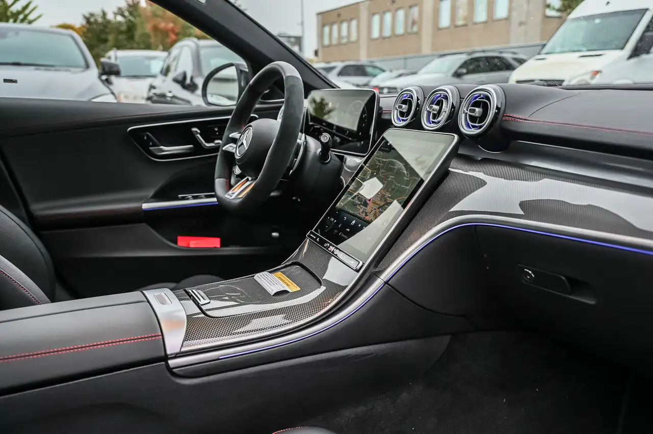 Mercedes-Benz C-Class - Image 20