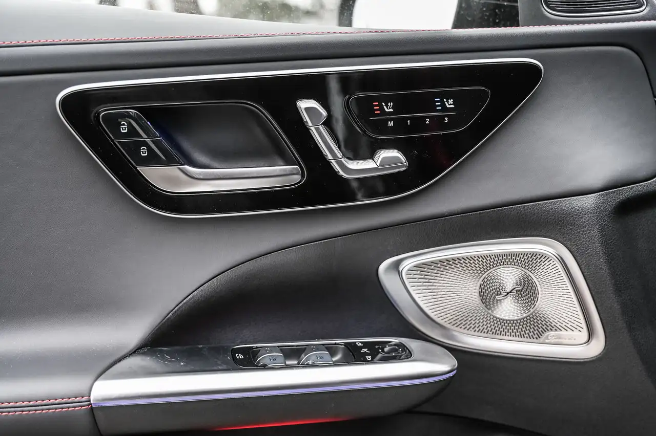 Mercedes-Benz C-Class - Image 10