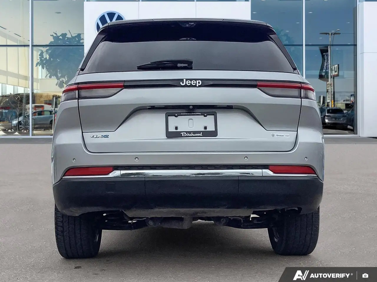 Jeep Grand Cherokee - Image 5