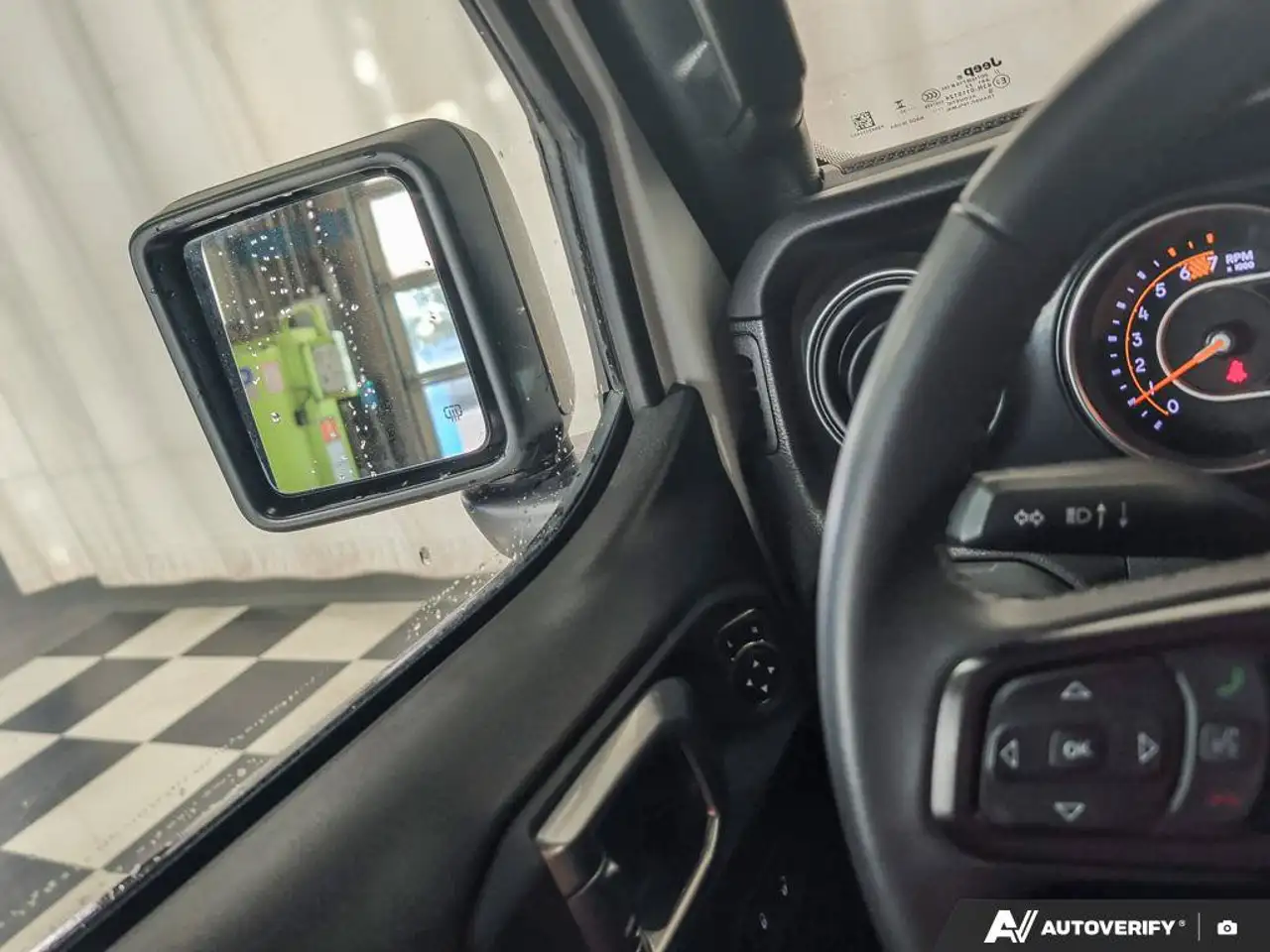 Jeep Wrangler - Image 19
