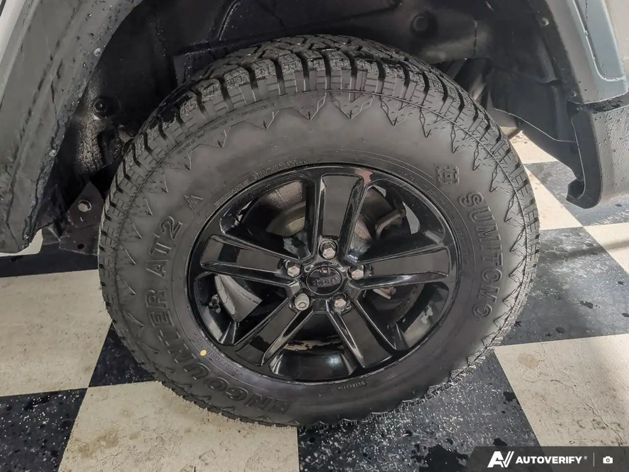 Jeep Wrangler - Image 9
