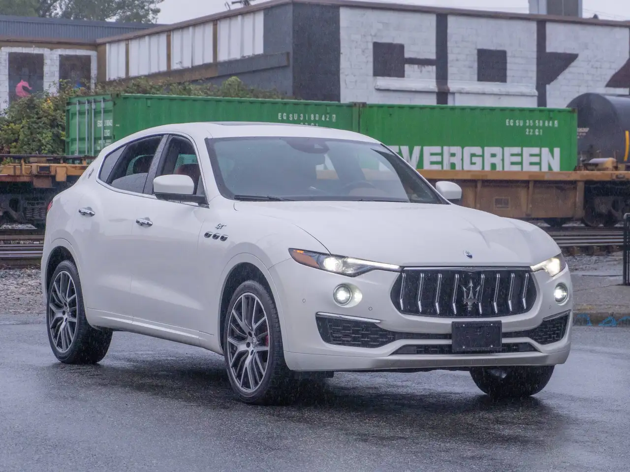 Maserati Levante - Image 7