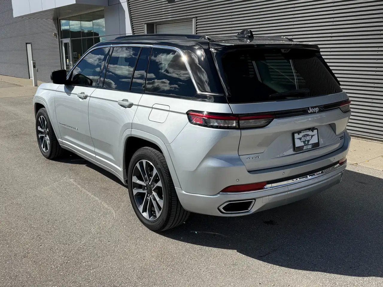 Jeep Grand Cherokee - Image 3