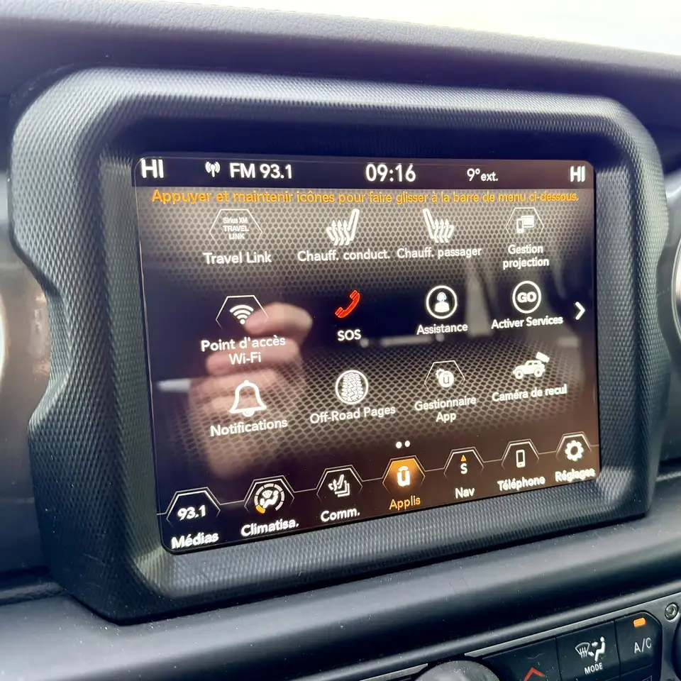 Jeep Wrangler - Image 22