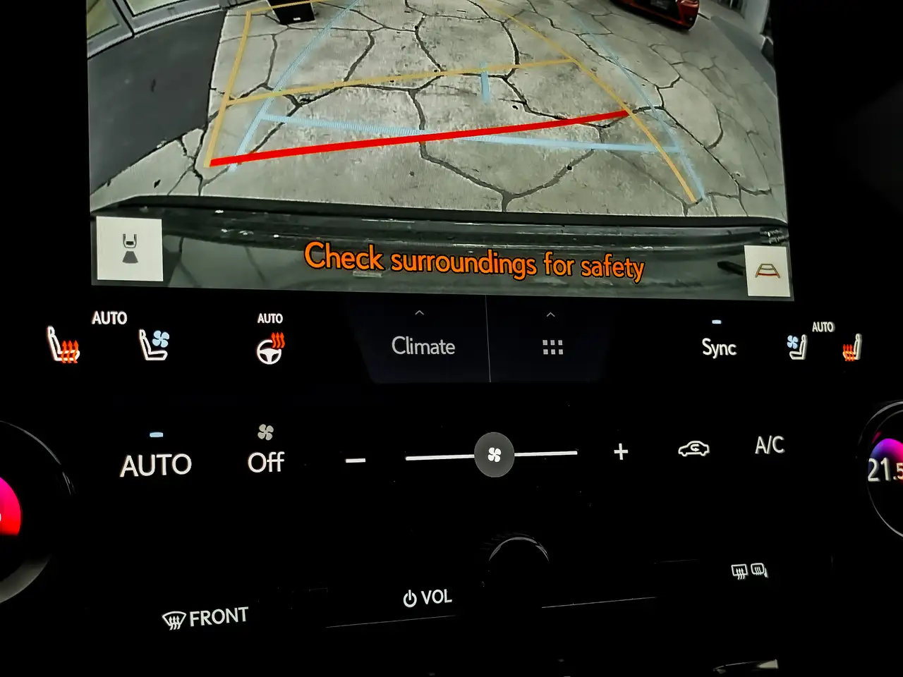 Lexus NX - Image 26