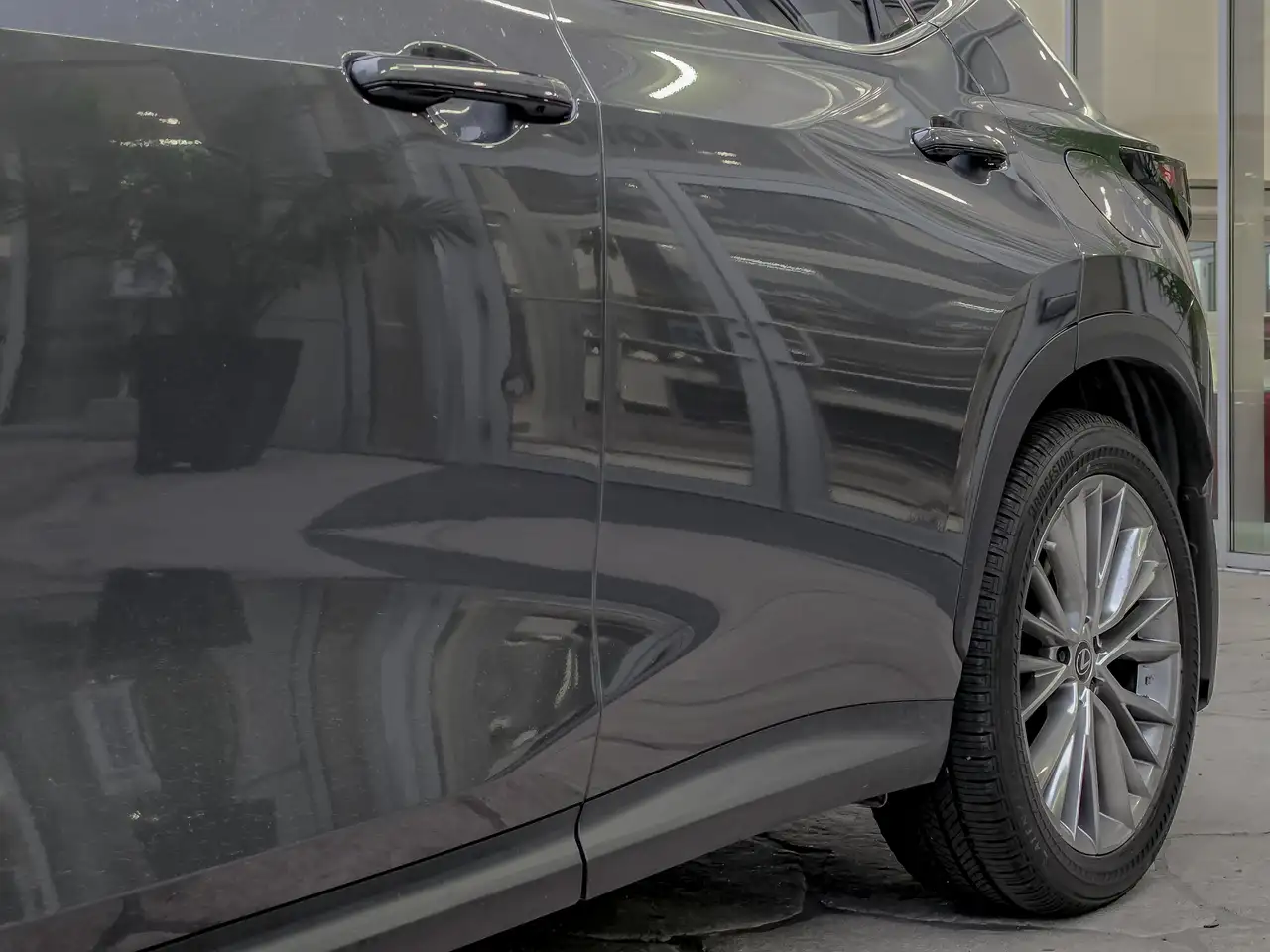 Lexus NX - Image 9