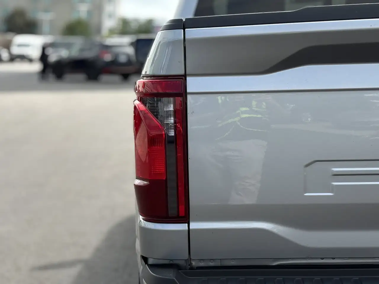 Ford F-150 - Image 13