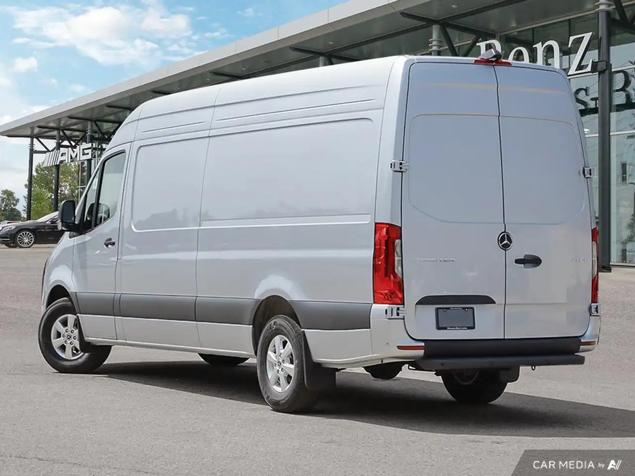 Mercedes-Benz Sprinter 2500 - Image 4