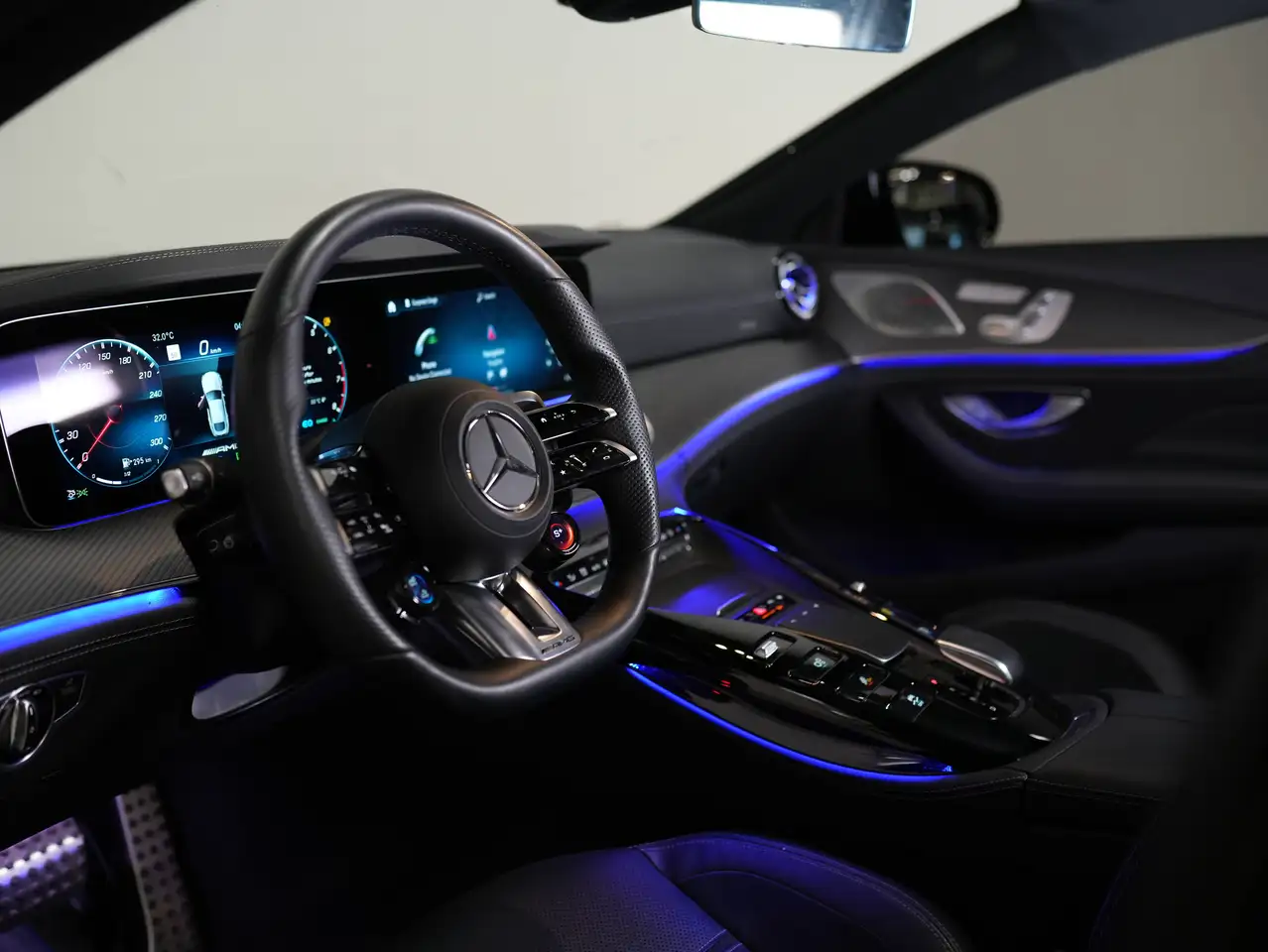 Mercedes-Benz AMG GT - Image 7