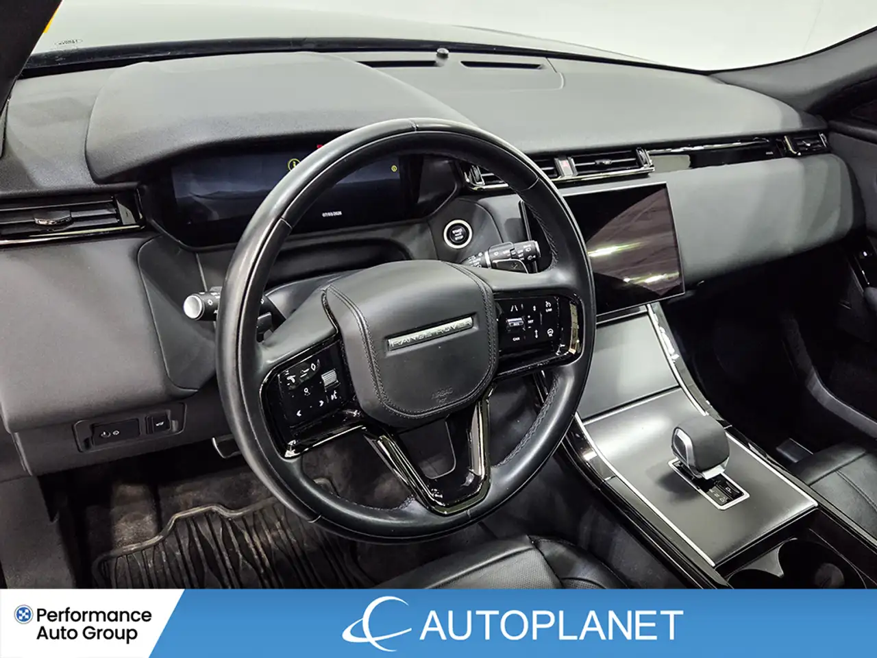 Land Rover Range Rover Velar - Image 16