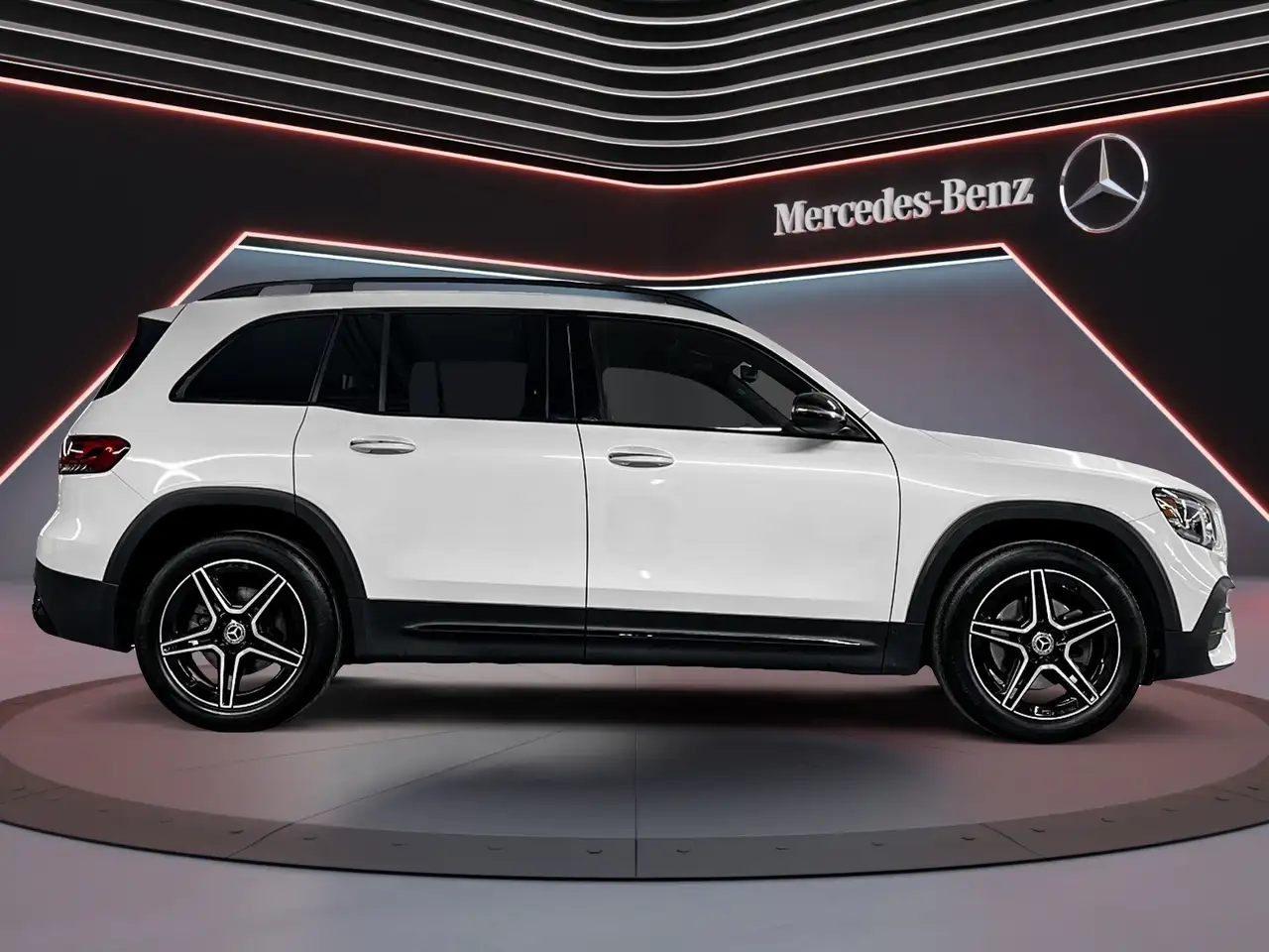 Mercedes-Benz GLB - Image 5