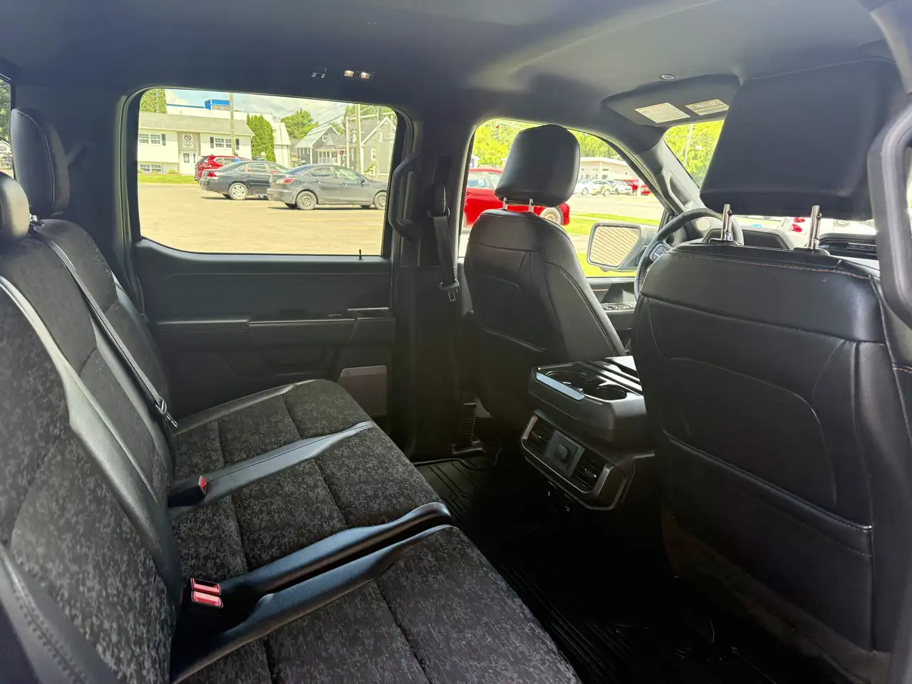 Ford F-150 - Image 2