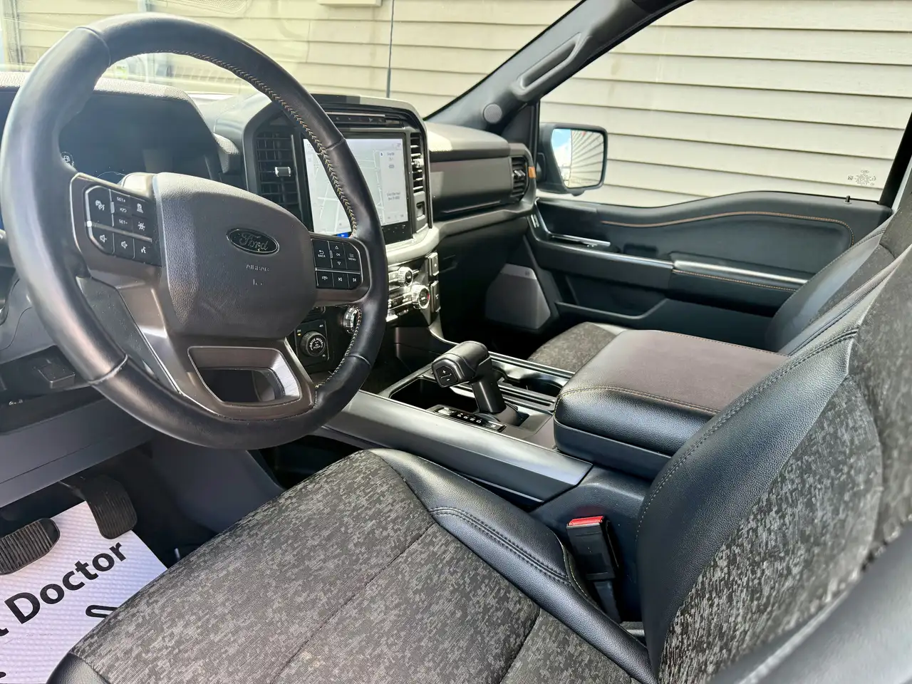 Ford F-150 - Image 12