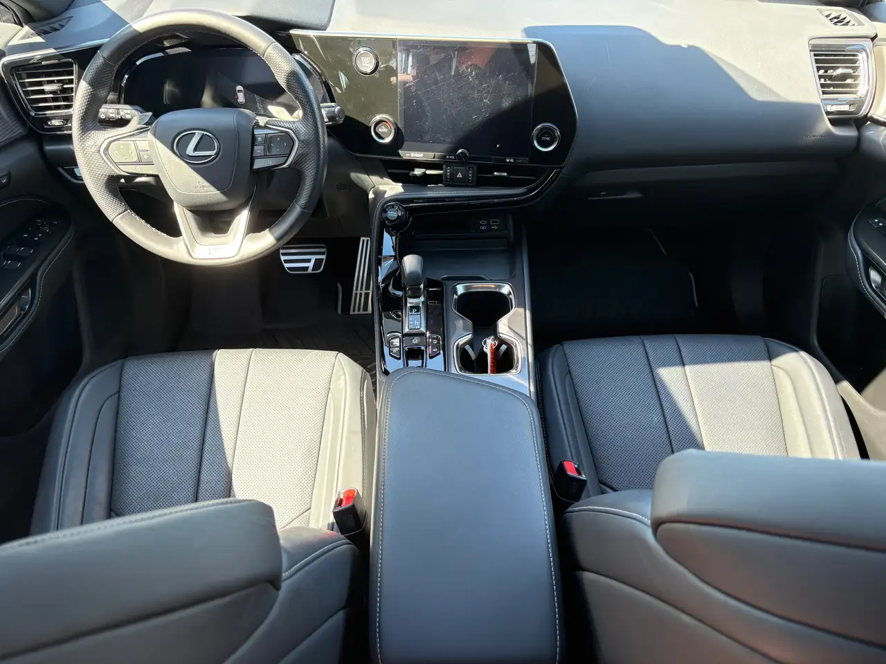 Lexus NX - Image 21