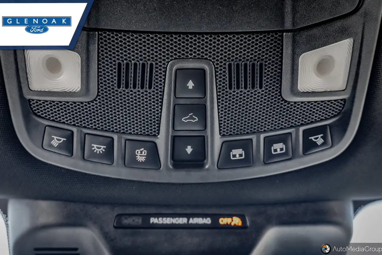Ford Expedition - Image 20
