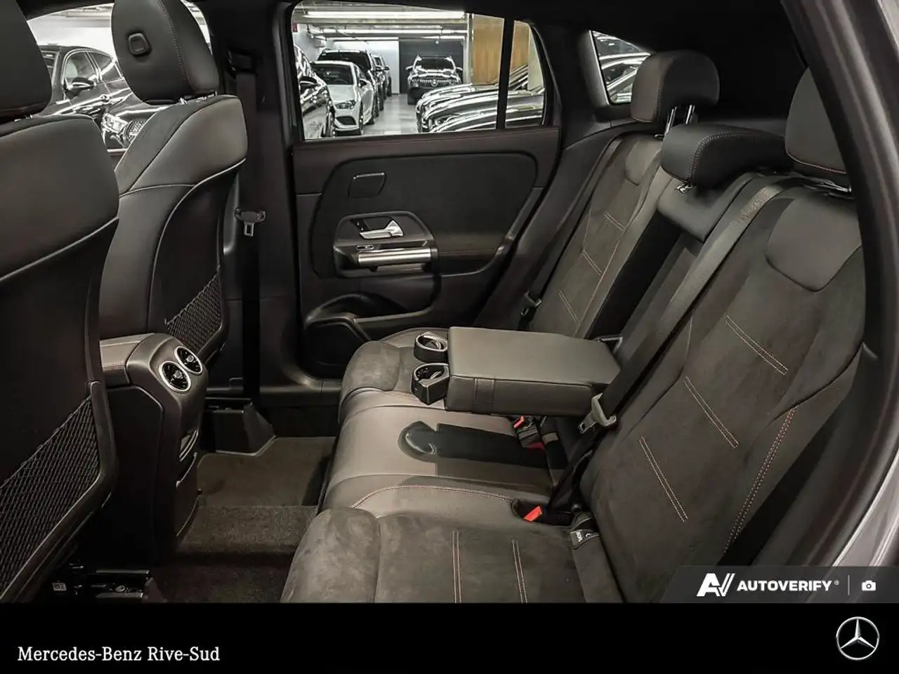 Mercedes-Benz GLA - Image 25