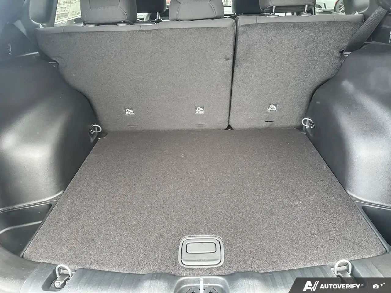 Jeep Compass - Image 12