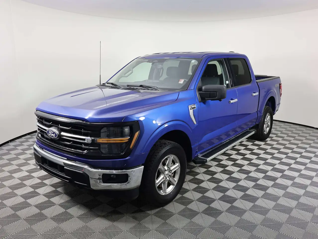 Ford F-150 - Image 1