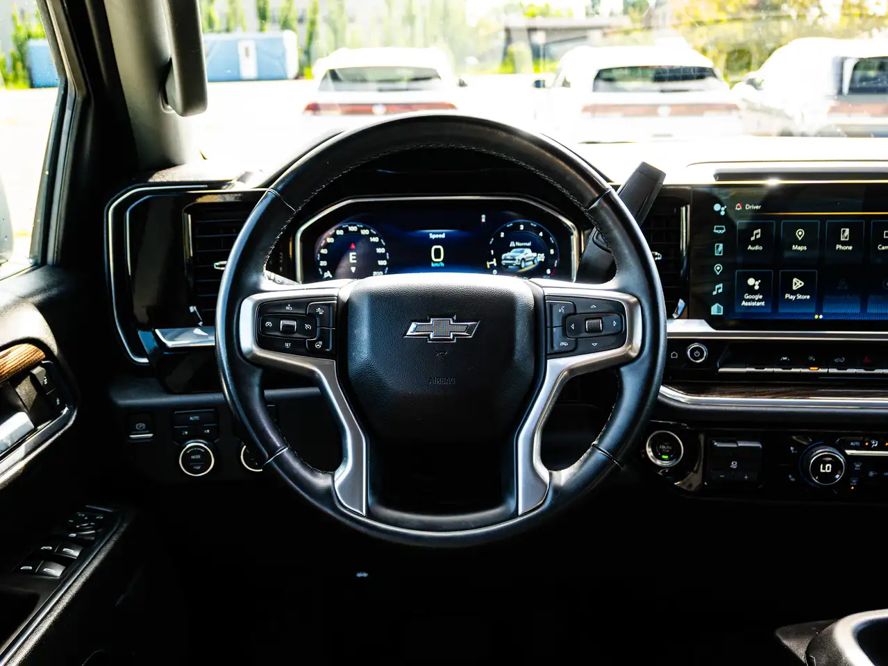 Chevrolet Silverado 1500 - Image 31