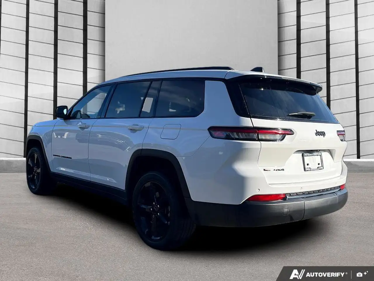 Jeep Grand Cherokee - Image 4